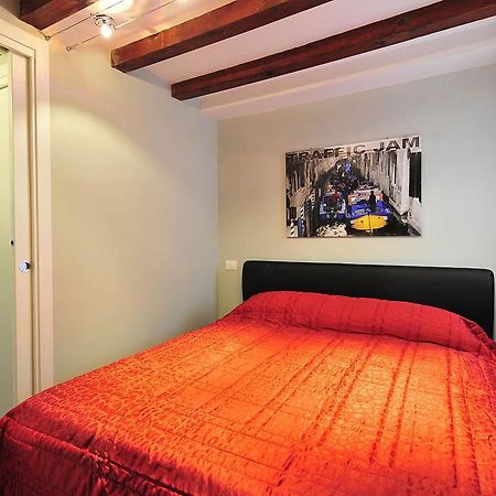 Palace La Vida Apartments By Wonderful Italy Венеция Экстерьер фото