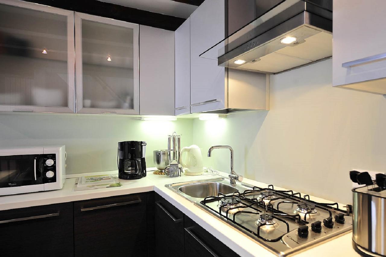 Palace La Vida Apartments By Wonderful Italy Венеция Экстерьер фото